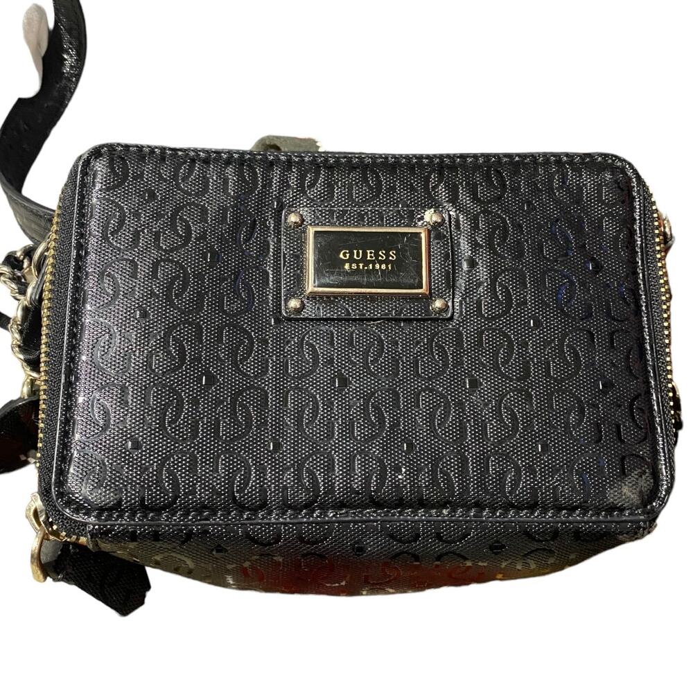 Guess Crossbody black rectangle purse with chain and leather strap